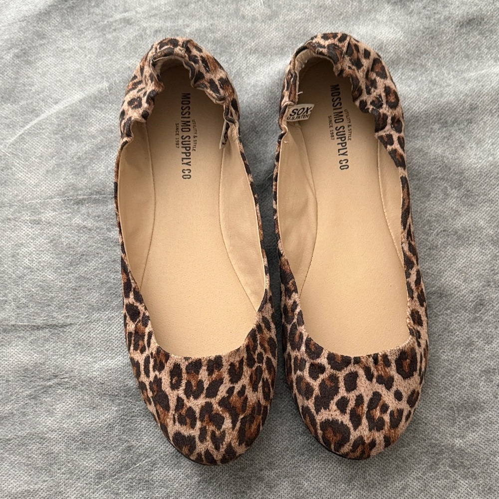 Mossimo Supply Co. Brown Leopard Flats